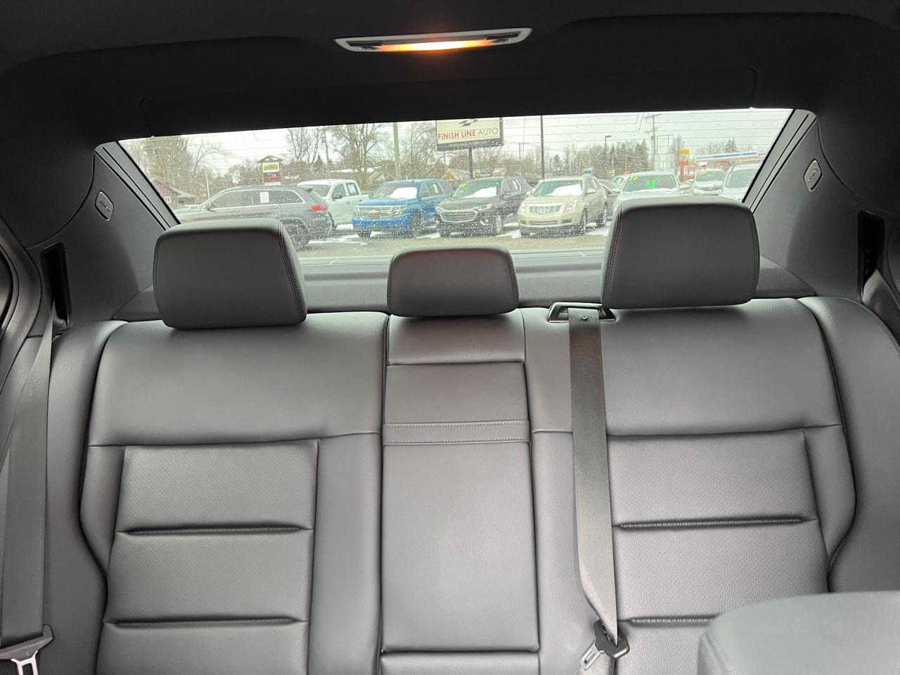 Mercedes-Benz E-Class E350 4MATIC Sedan 2013