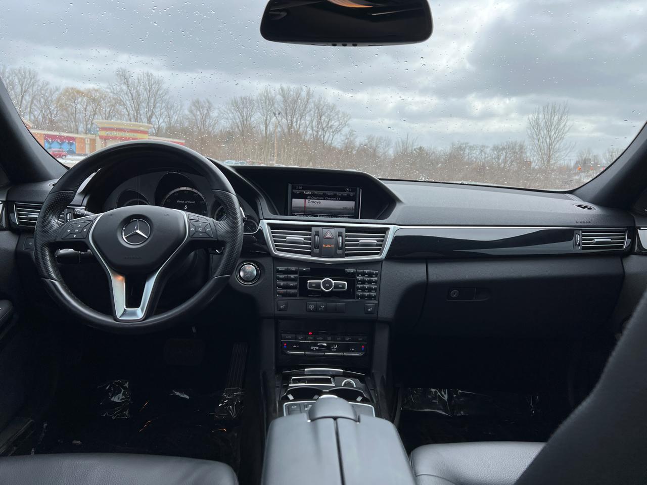 Mercedes-Benz E-Class E350 4MATIC Sedan 2013