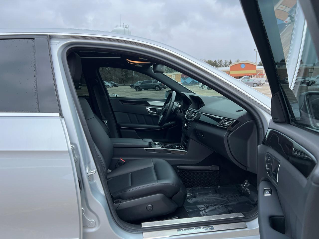 Mercedes-Benz E-Class E350 4MATIC Sedan 2013