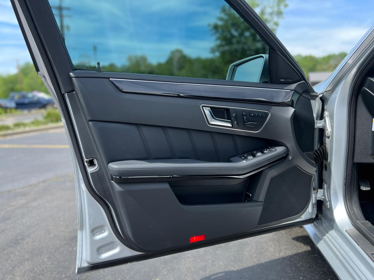 Mercedes-Benz E-Class E350 4MATIC Sedan 2013