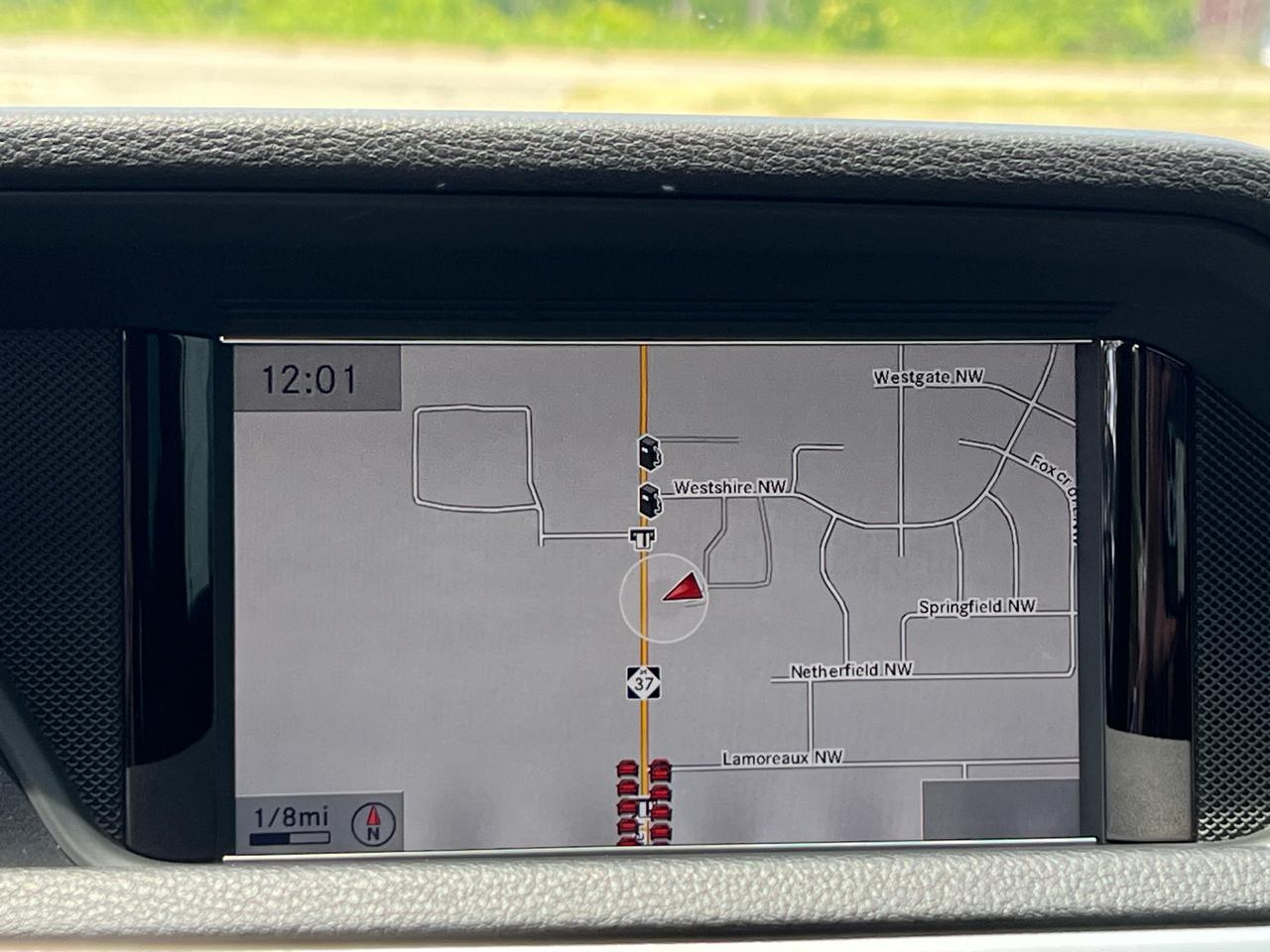 Mercedes-Benz E-Class E350 4MATIC Sedan 2013