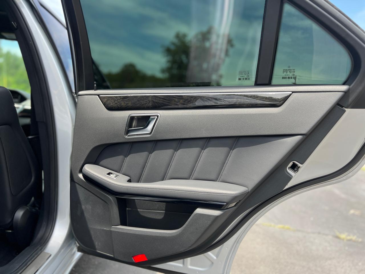 Mercedes-Benz E-Class E350 4MATIC Sedan 2013