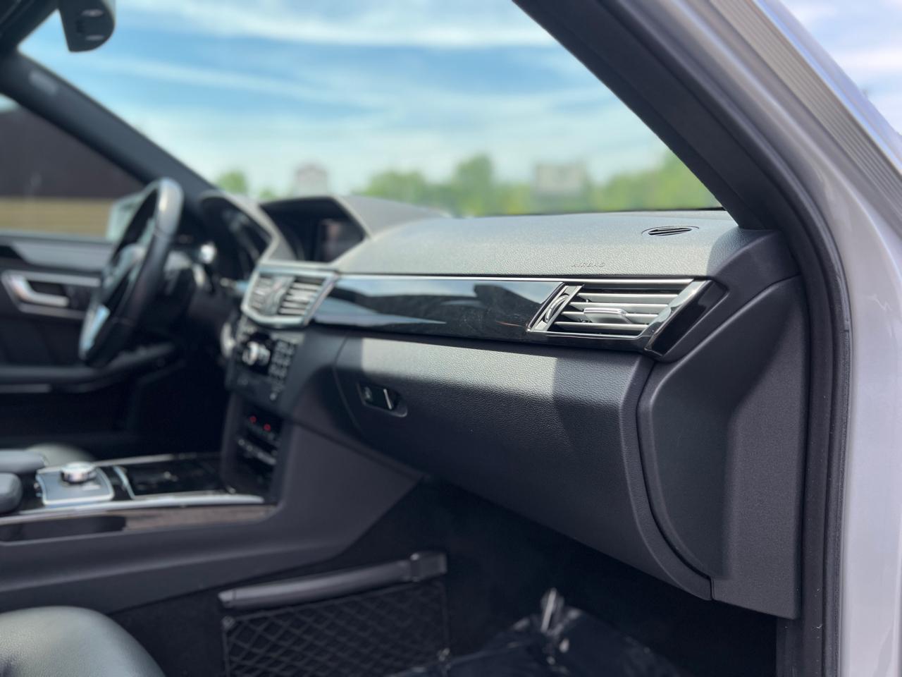 Mercedes-Benz E-Class E350 4MATIC Sedan 2013