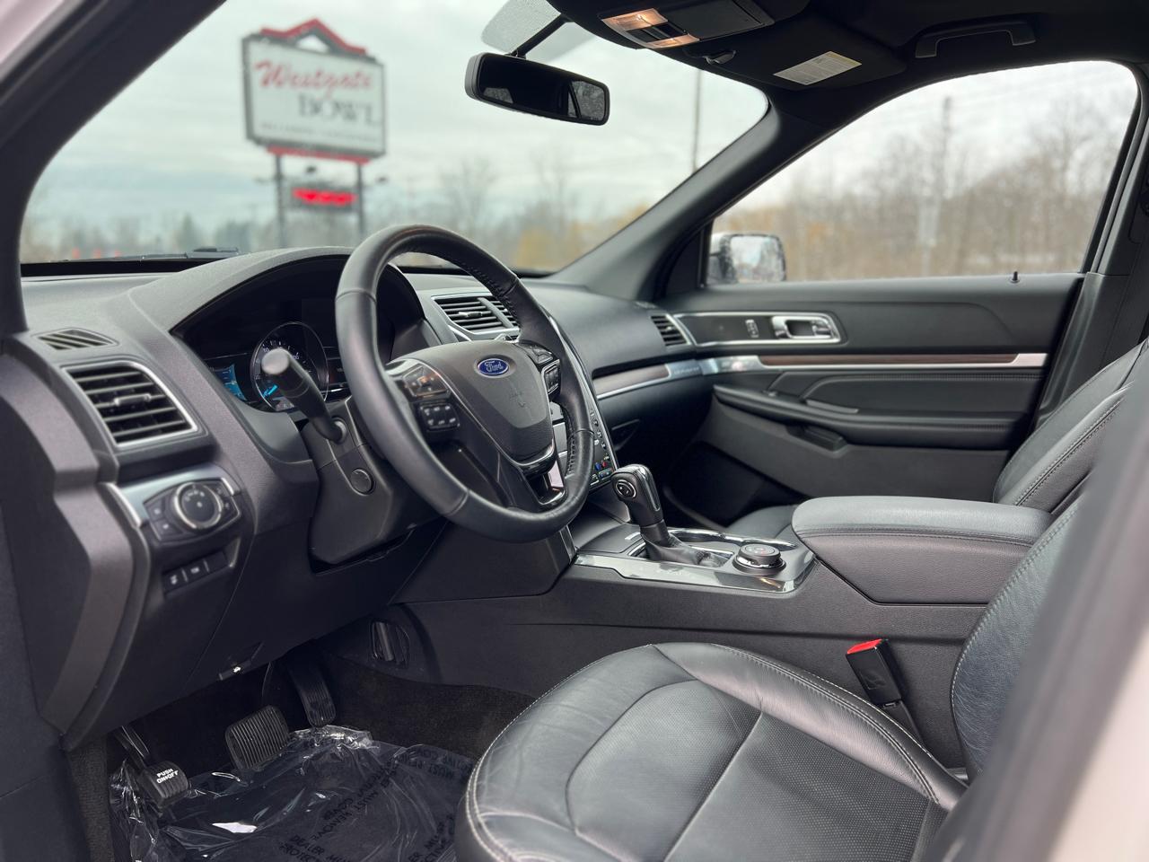 Ford Explorer Limited 4WD 2018