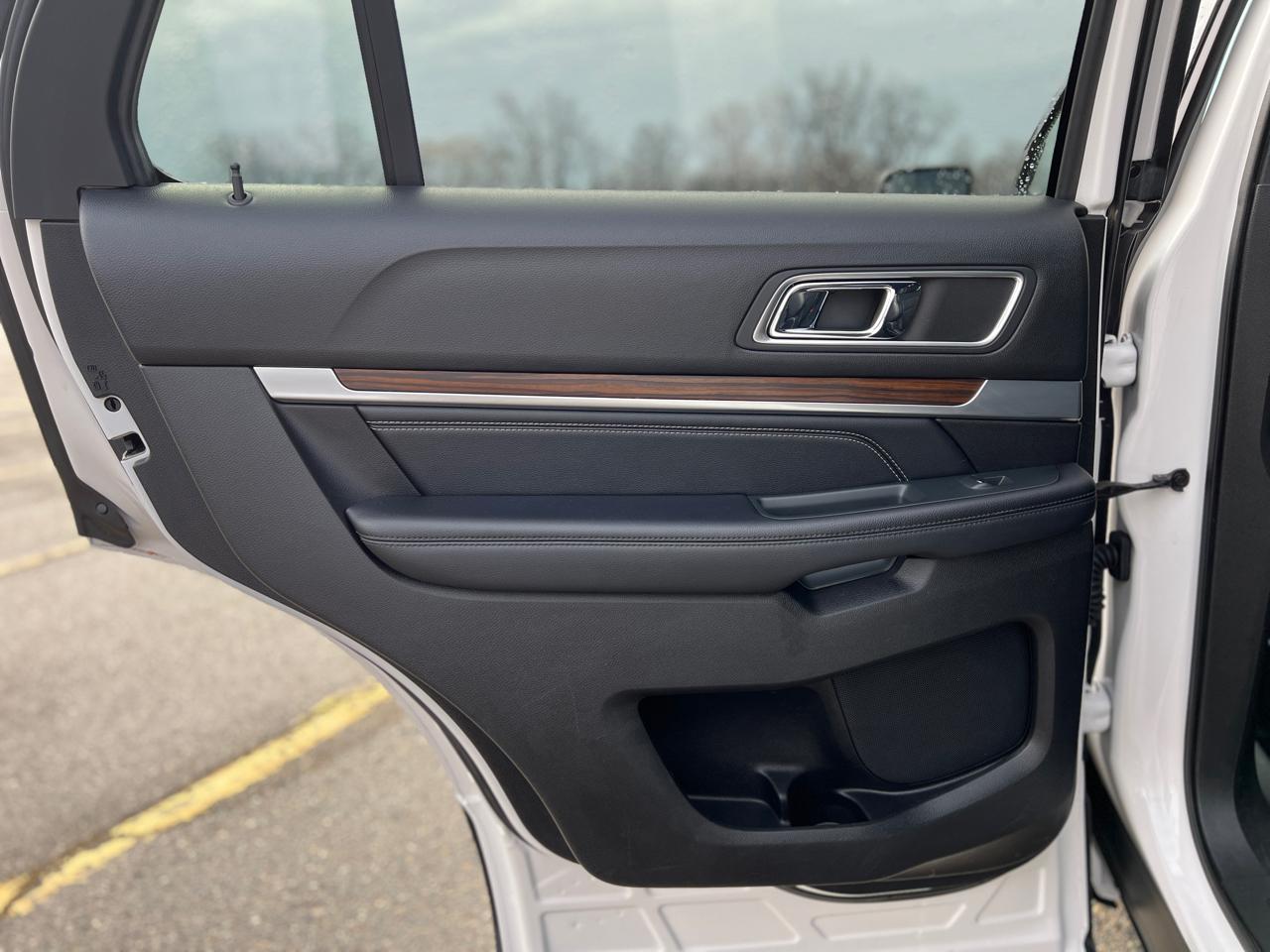 Ford Explorer Limited 4WD 2018