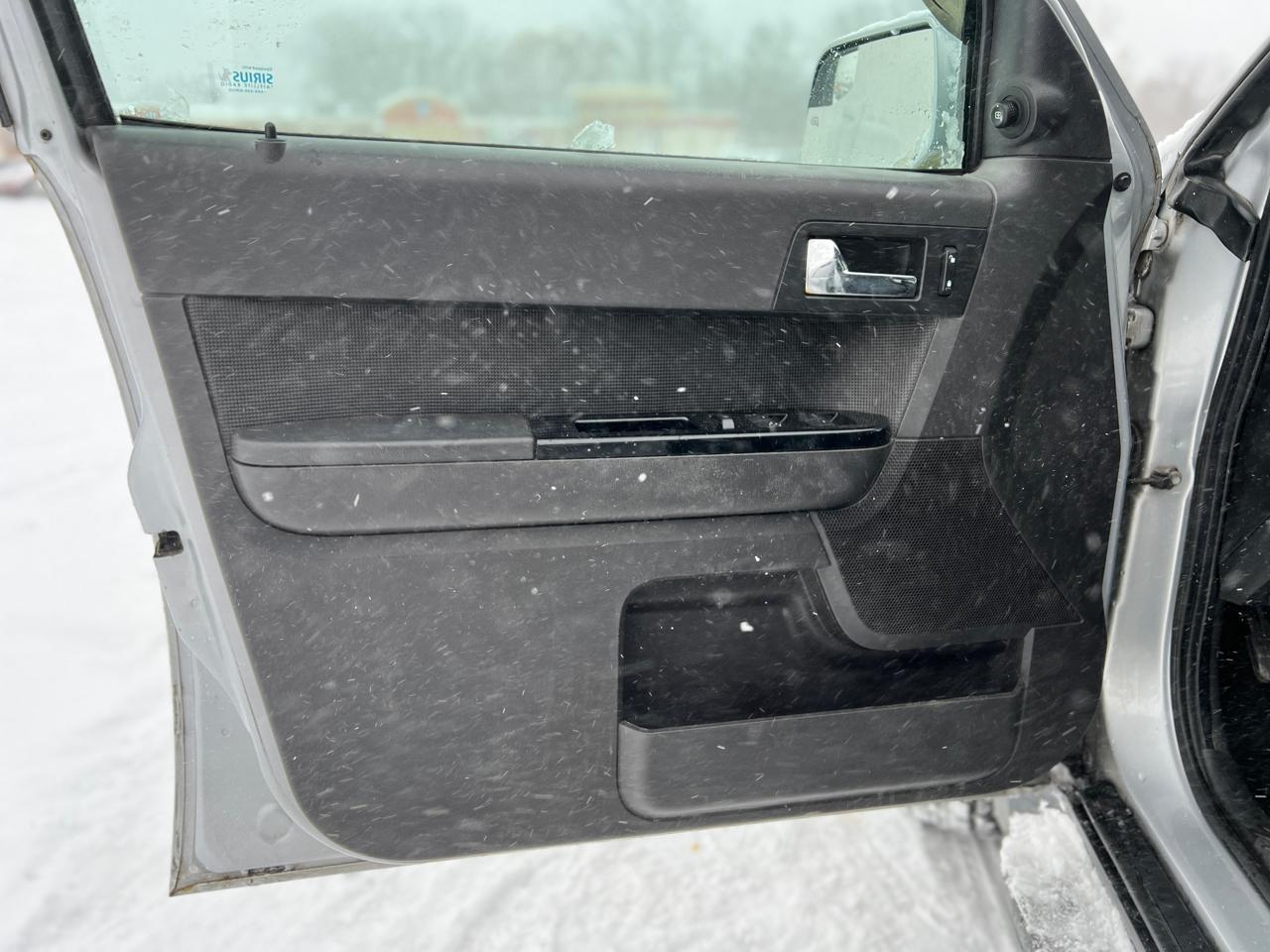 Ford Escape Limited 4WD 2011