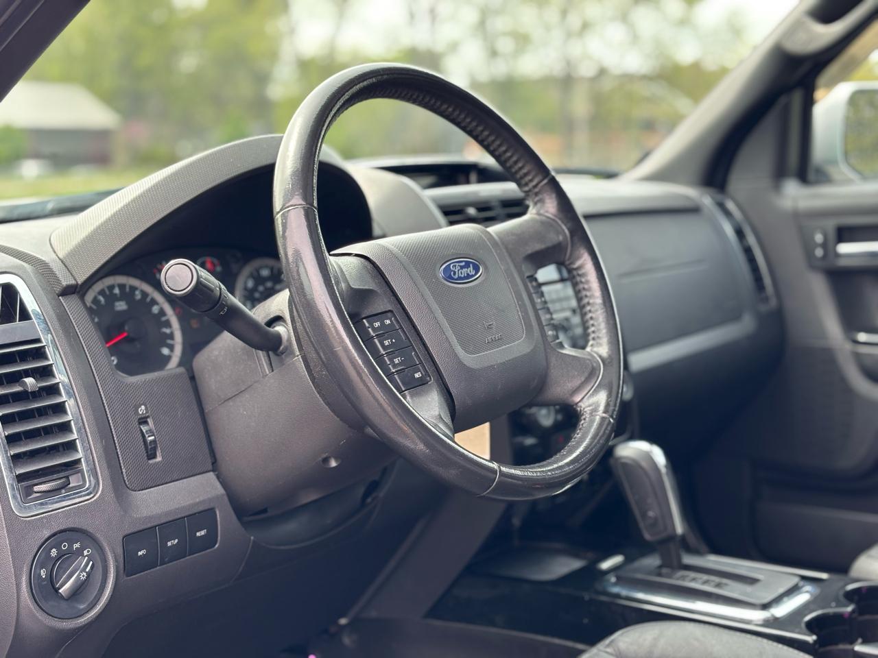 Ford Escape Limited 4WD 2011