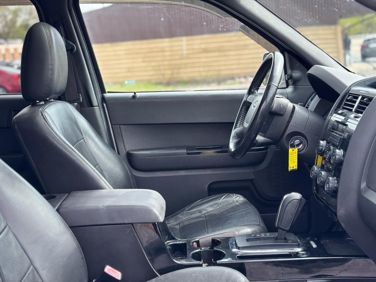 Ford Escape Limited 4WD 2011