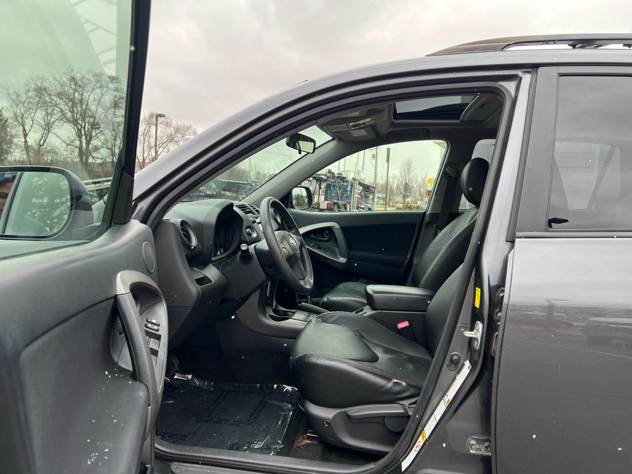 Toyota RAV4 Sport I4 4WD 2010