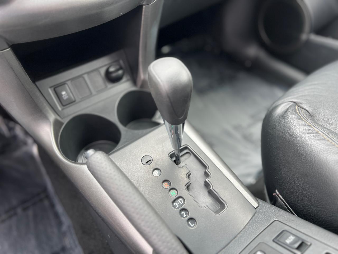 Toyota RAV4 Sport I4 4WD 2010