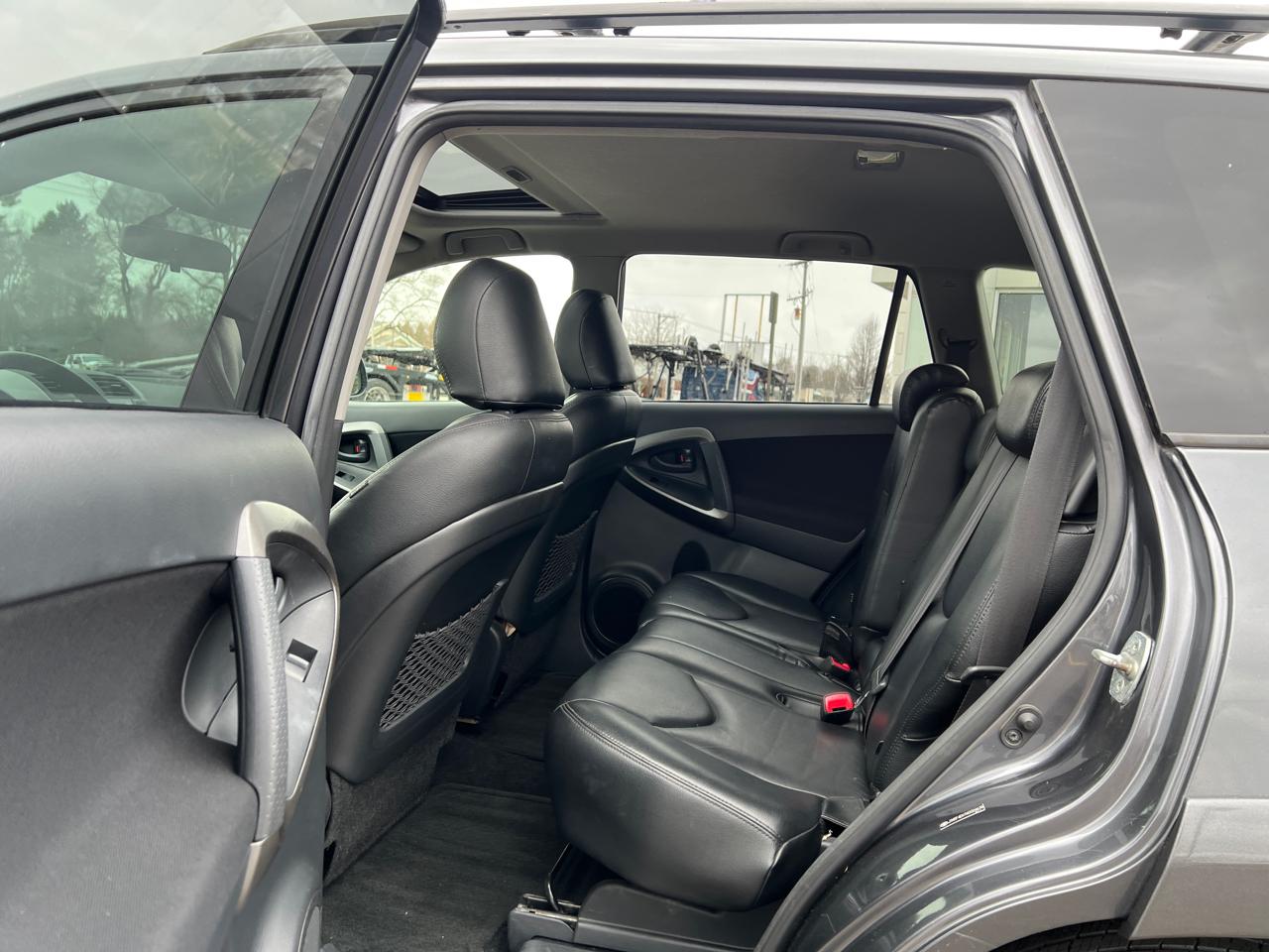 Toyota RAV4 Sport I4 4WD 2010