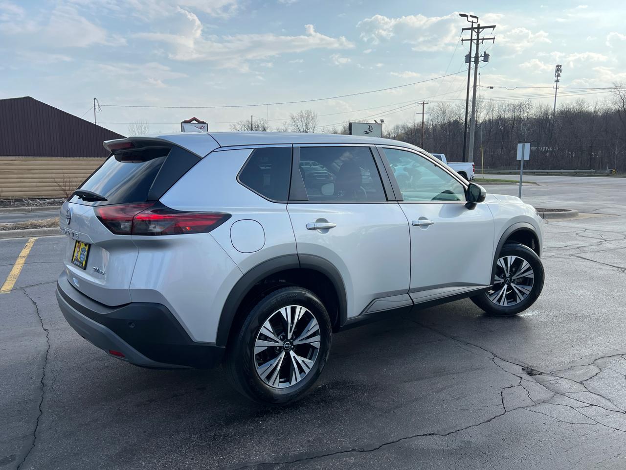 Nissan Rogue SV AWD 2022