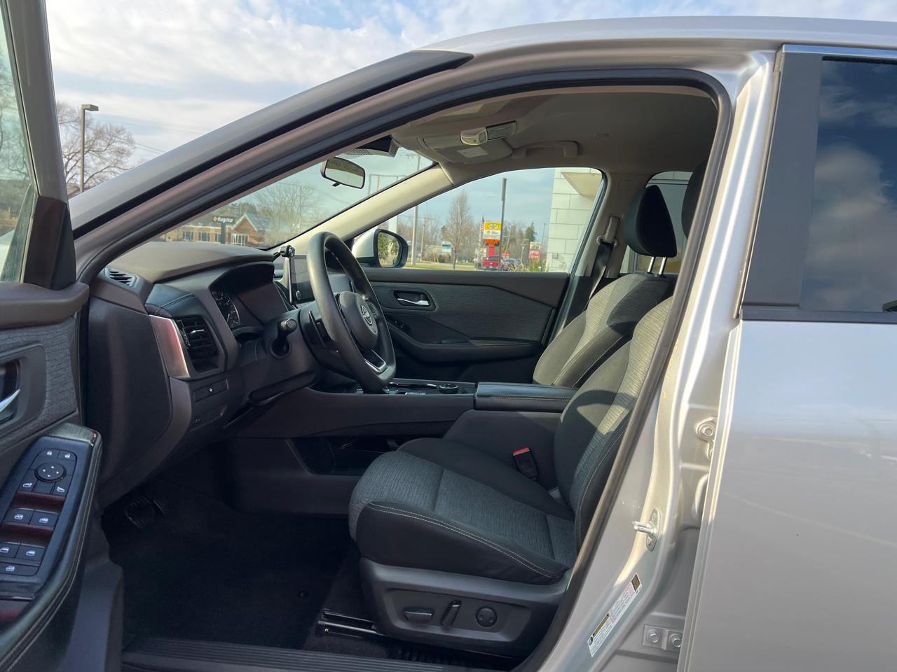 Nissan Rogue SV AWD 2022