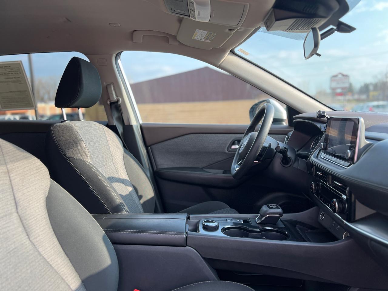 Nissan Rogue SV AWD 2022