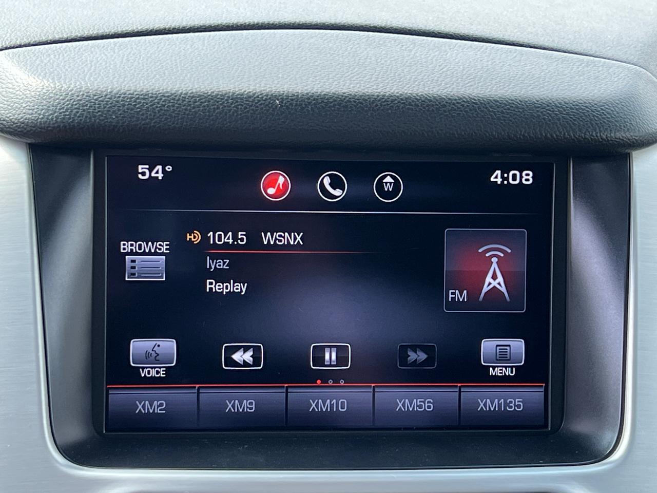 GMC Yukon XL SLT 1/2 Ton 4WD 2015