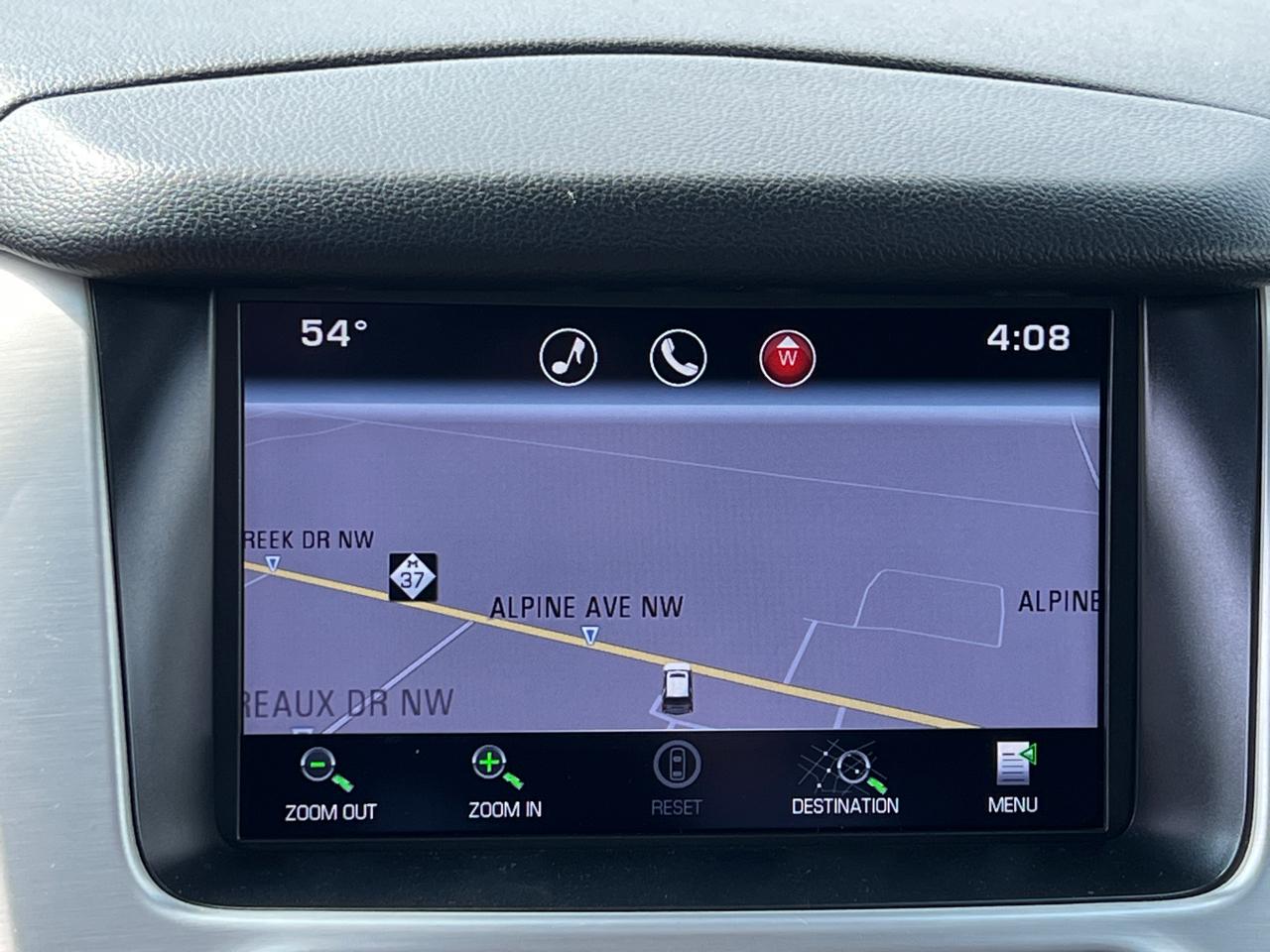 GMC Yukon XL SLT 1/2 Ton 4WD 2015