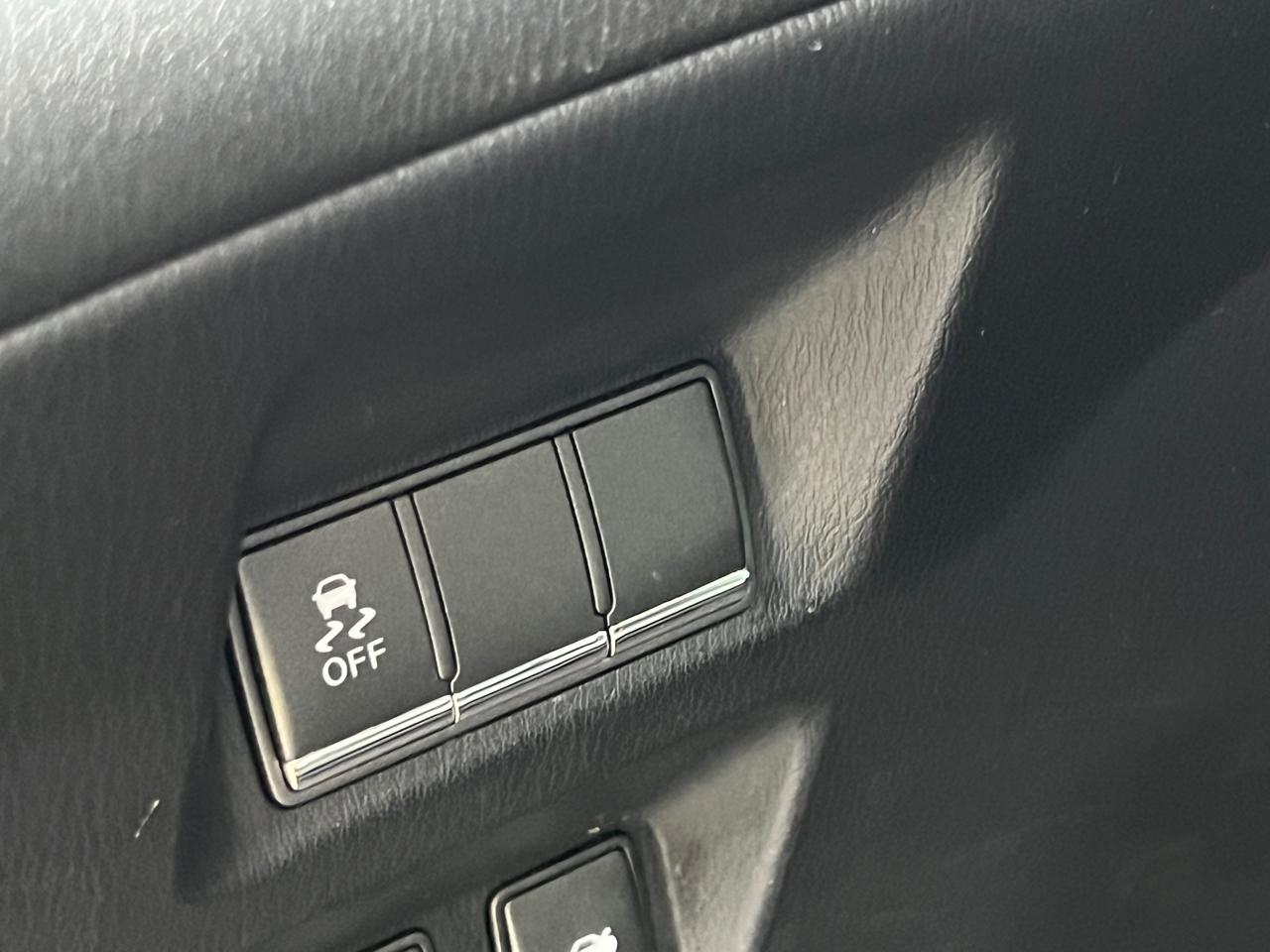 Infiniti M37 4dr Sdn AWD 2011