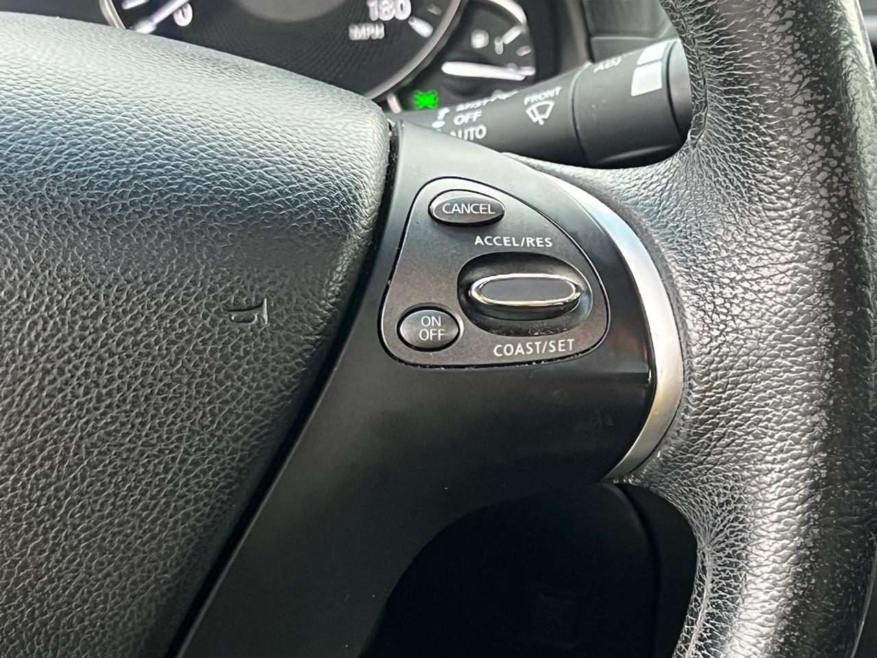 Infiniti M37 4dr Sdn AWD 2011