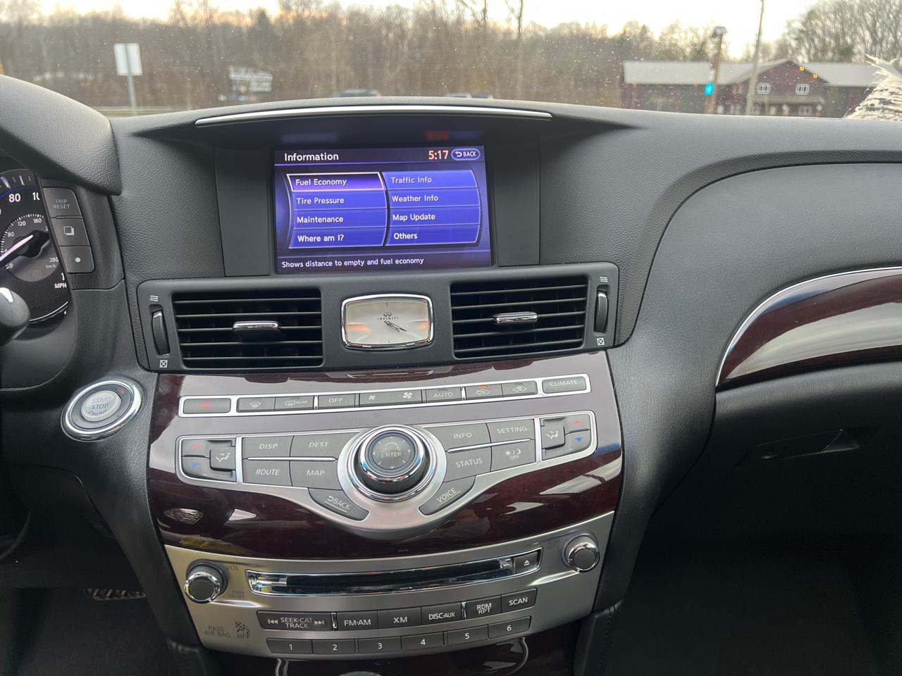 Infiniti M37 4dr Sdn AWD 2011