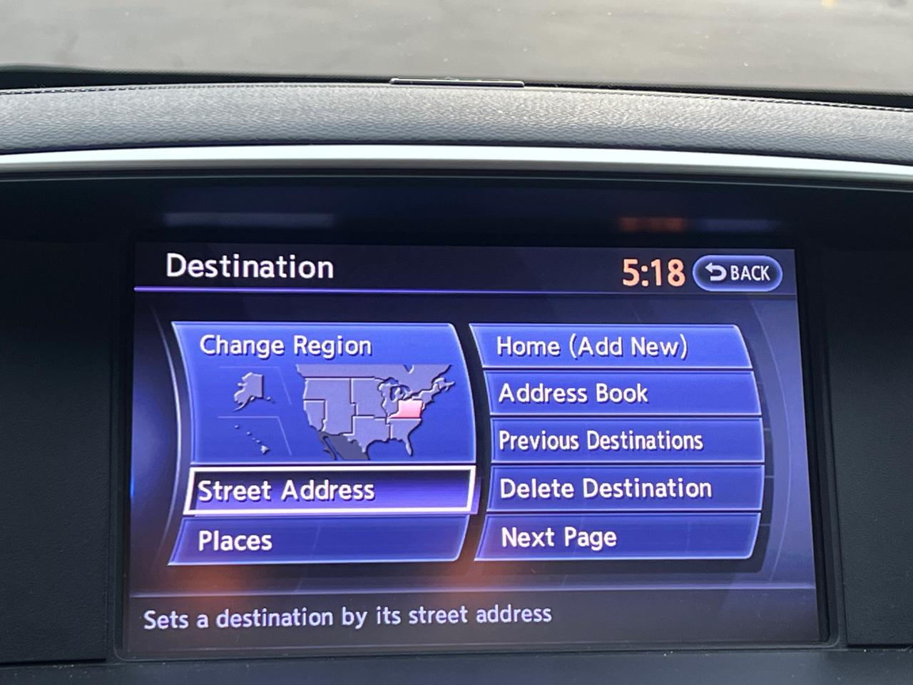 Infiniti M37 4dr Sdn AWD 2011