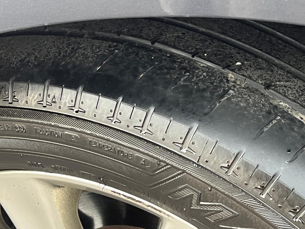 Infiniti M37 4dr Sdn AWD 2011