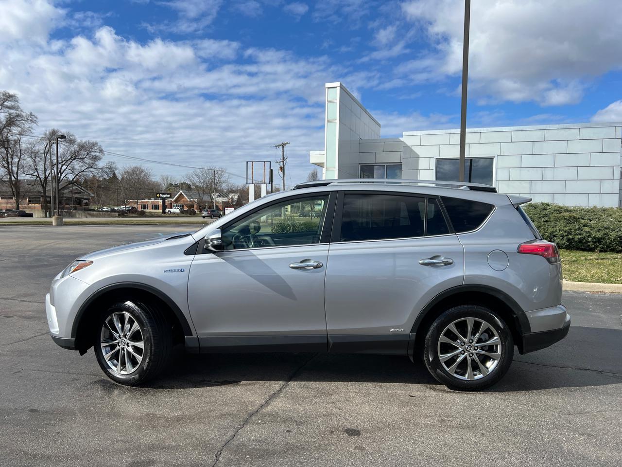 Toyota RAV4 Hybrid Limited 2018