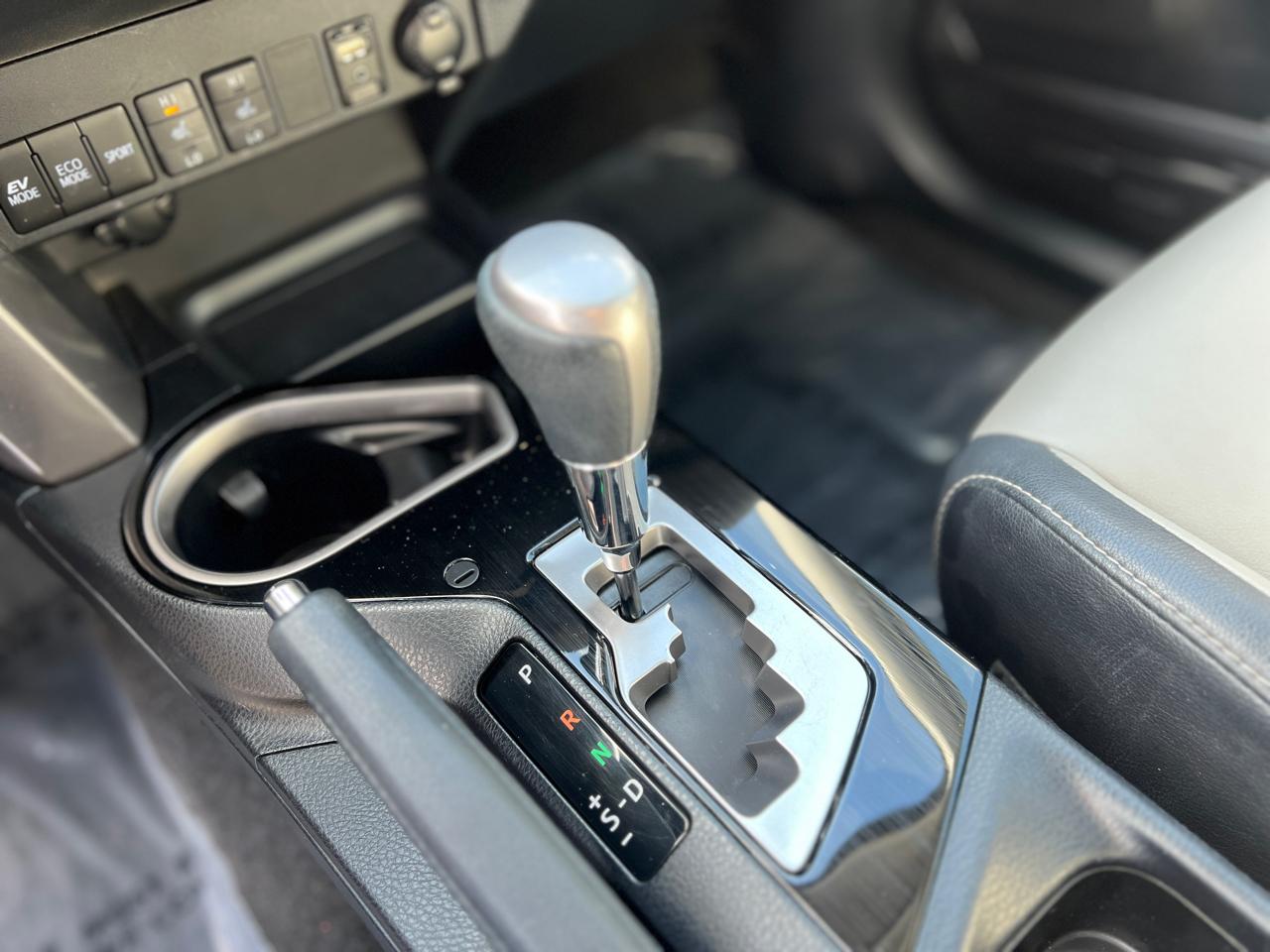 Toyota RAV4 Hybrid Limited 2018