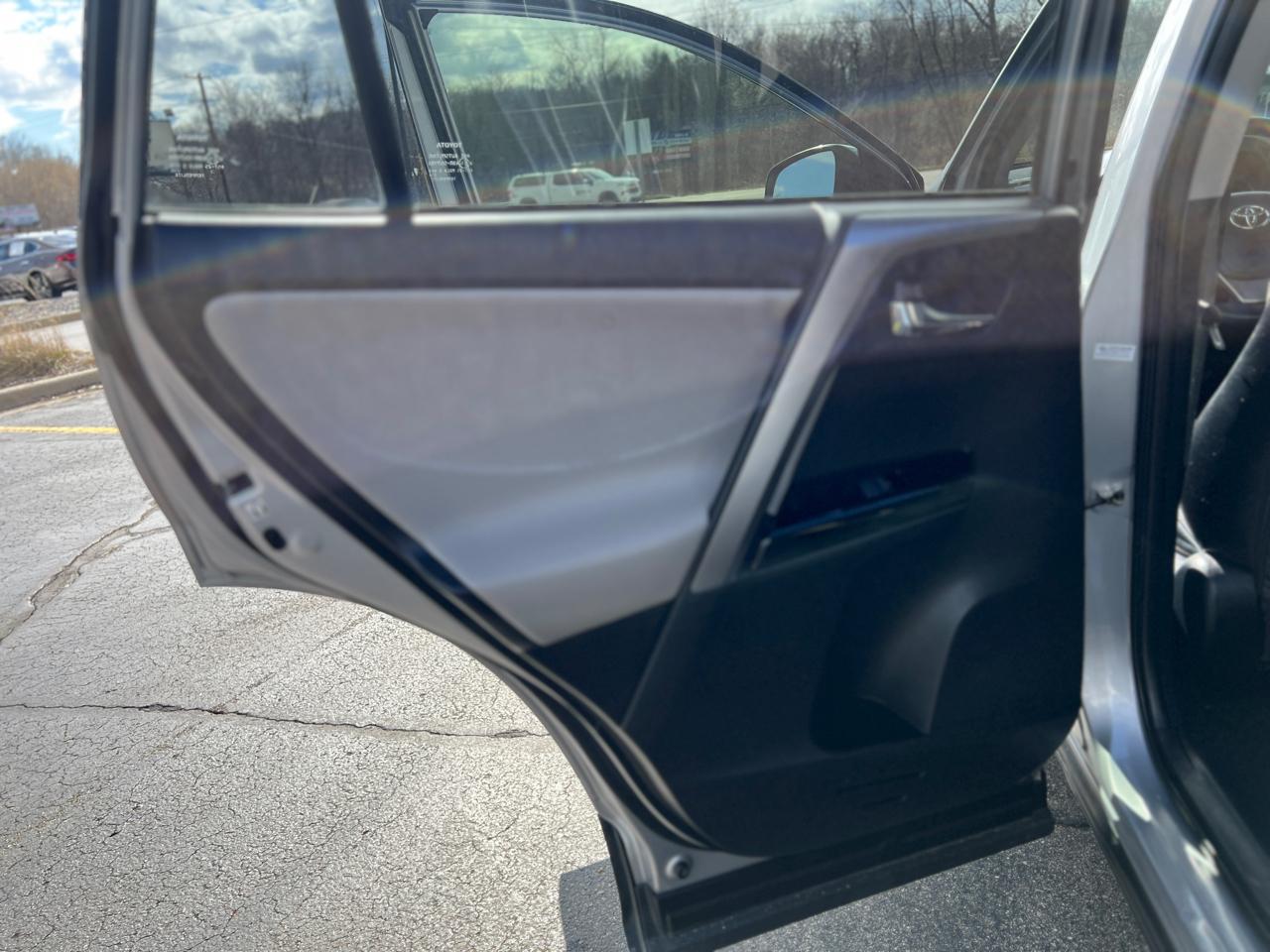 Toyota RAV4 Hybrid Limited 2018