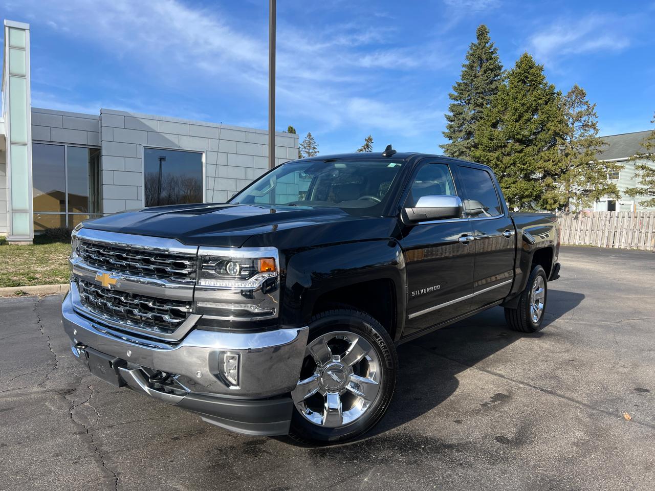 Chevrolet Silverado 1500 LTZ Crew Cab 4WD 2018