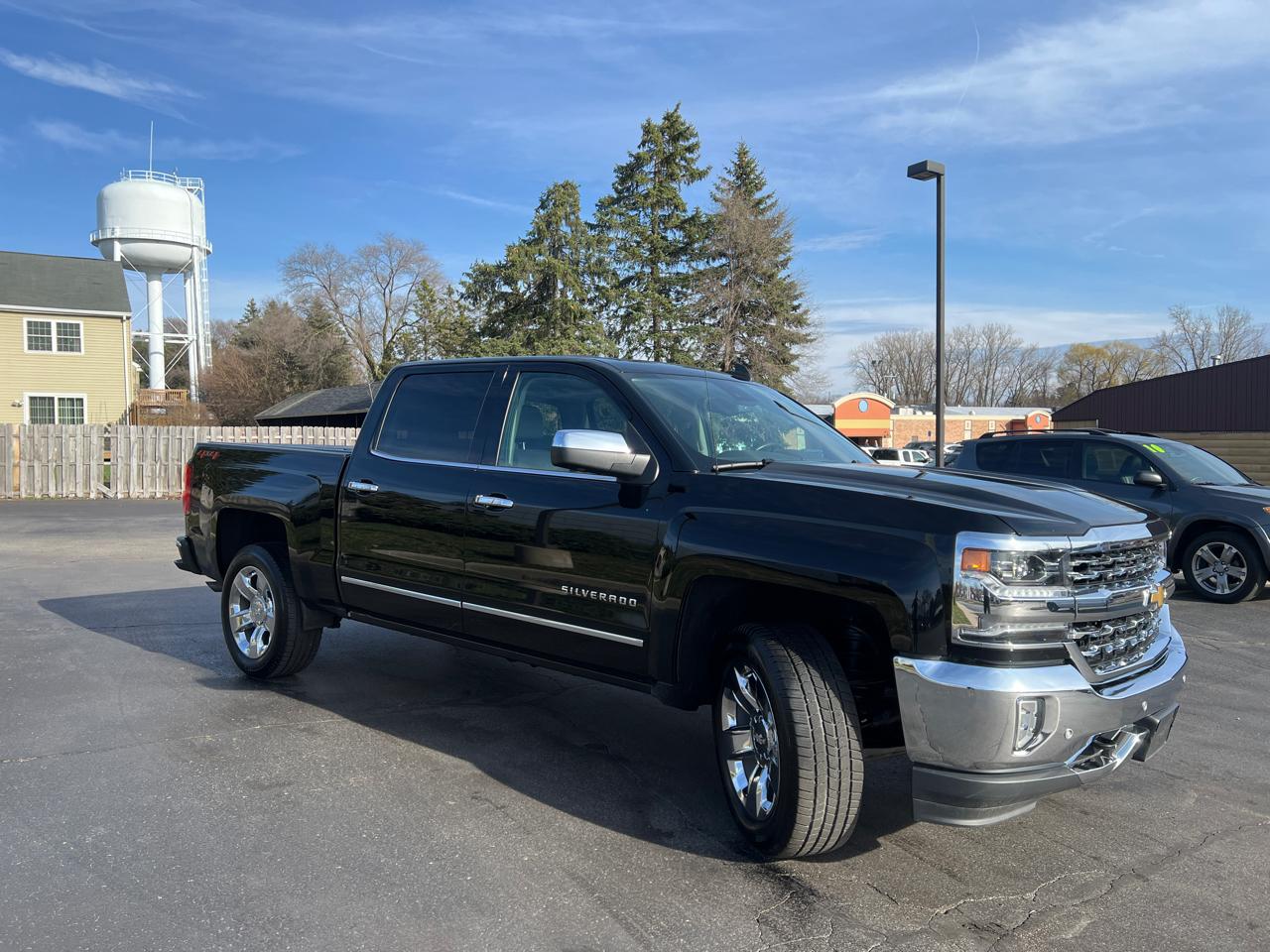 Chevrolet Silverado 1500 LTZ Crew Cab 4WD 2018