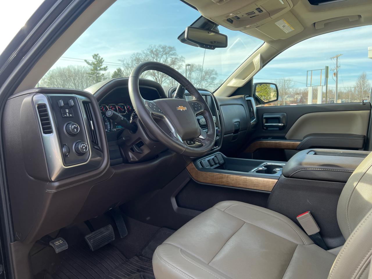 Chevrolet Silverado 1500 LTZ Crew Cab 4WD 2018