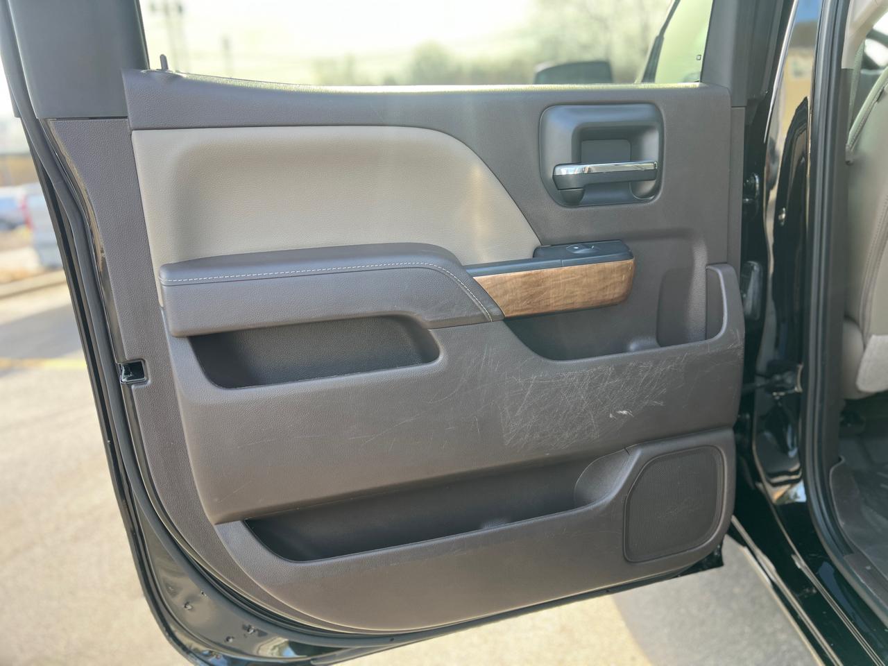 Chevrolet Silverado 1500 LTZ Crew Cab 4WD 2018