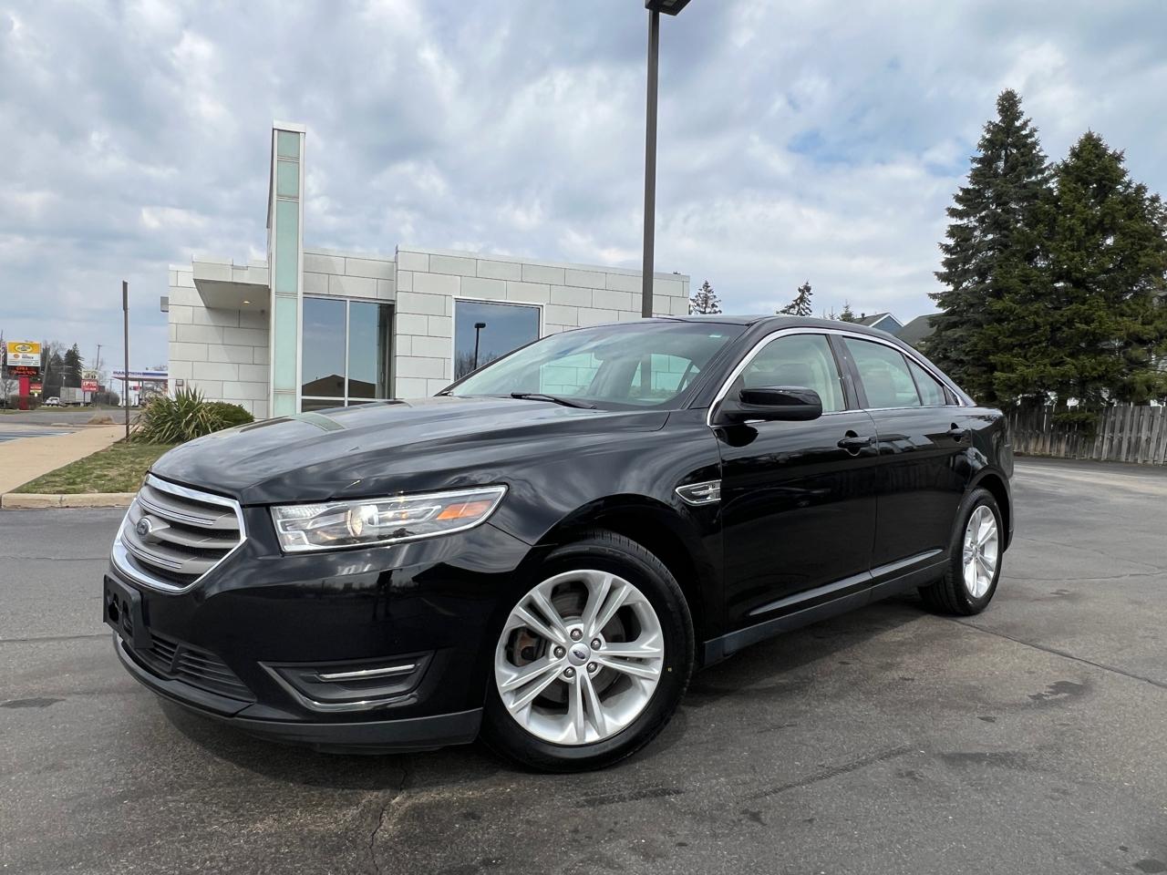 Ford Taurus SEL FWD 2017