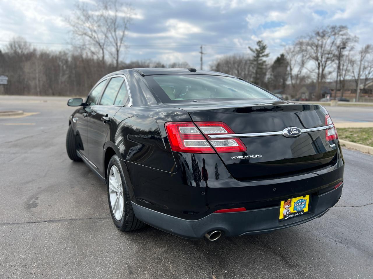Ford Taurus SEL FWD 2017