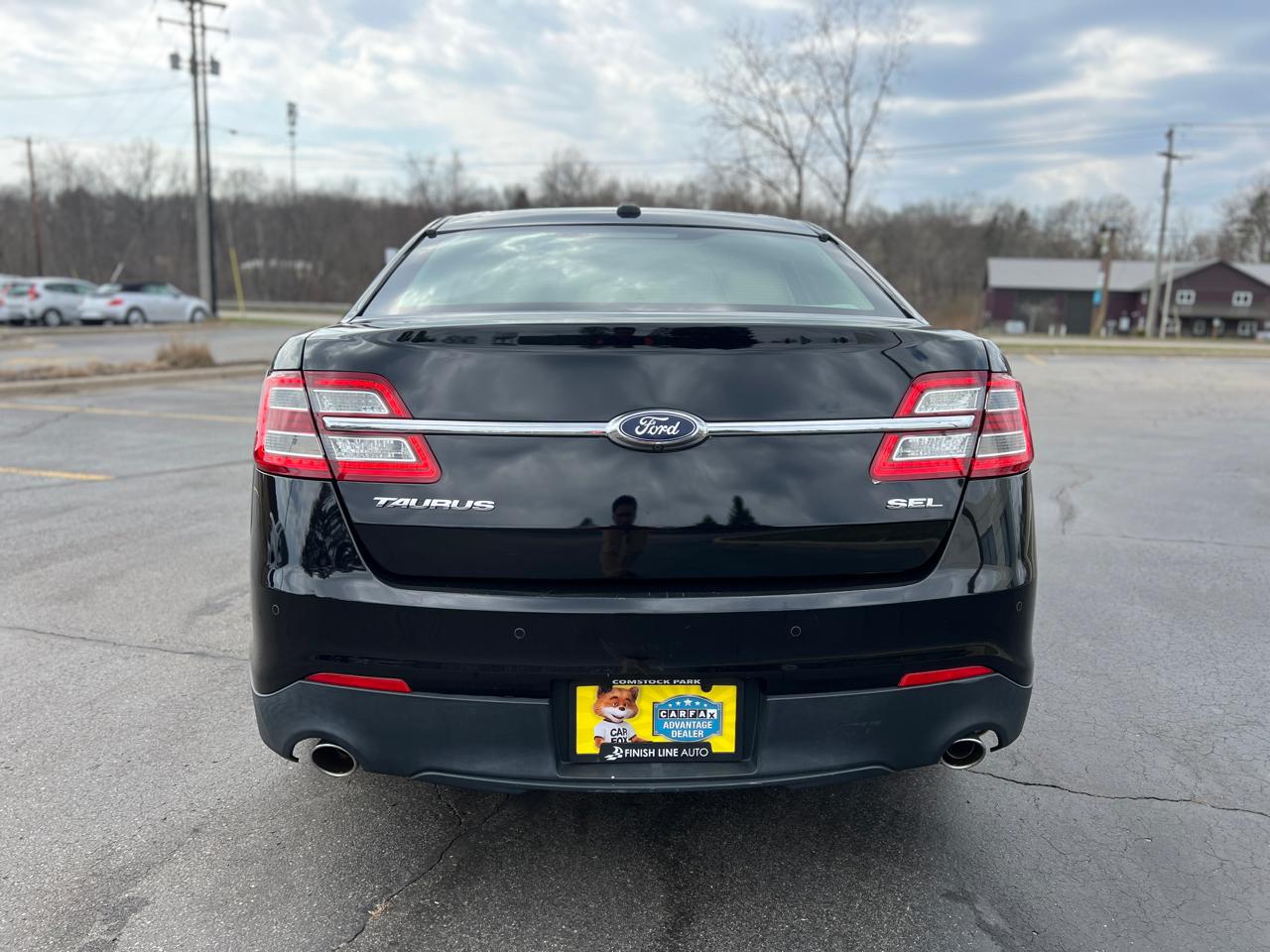 Ford Taurus SEL FWD 2017