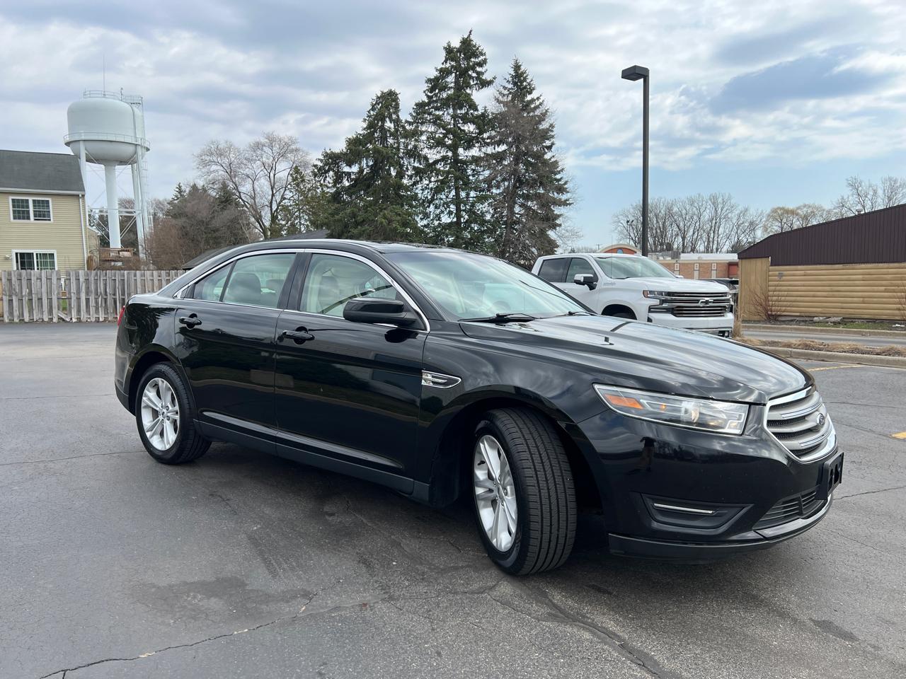 Ford Taurus SEL FWD 2017