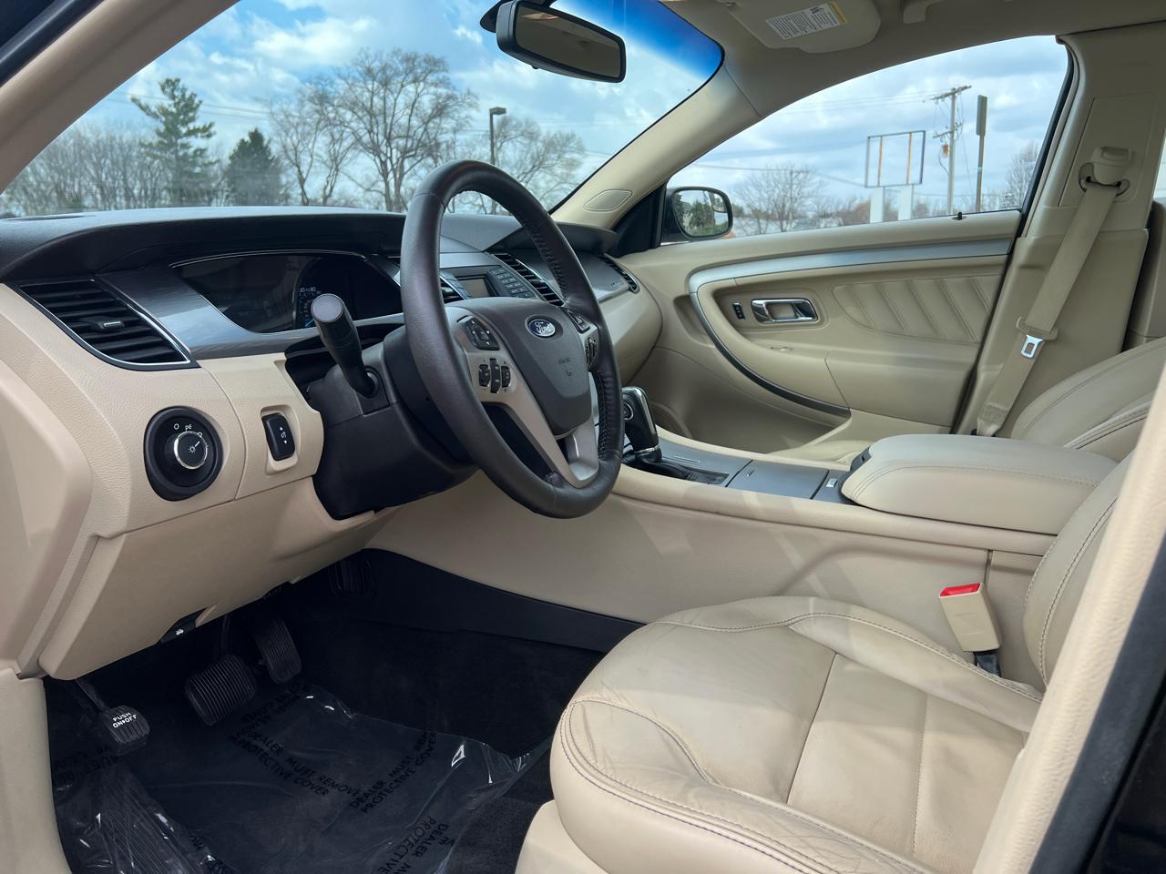 Ford Taurus SEL FWD 2017