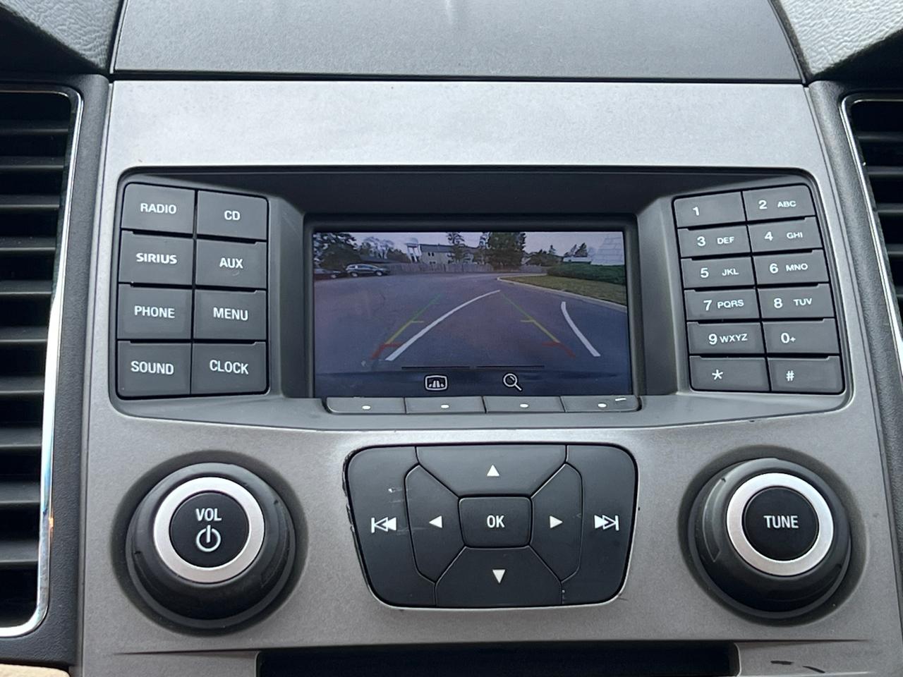 Ford Taurus SEL FWD 2017