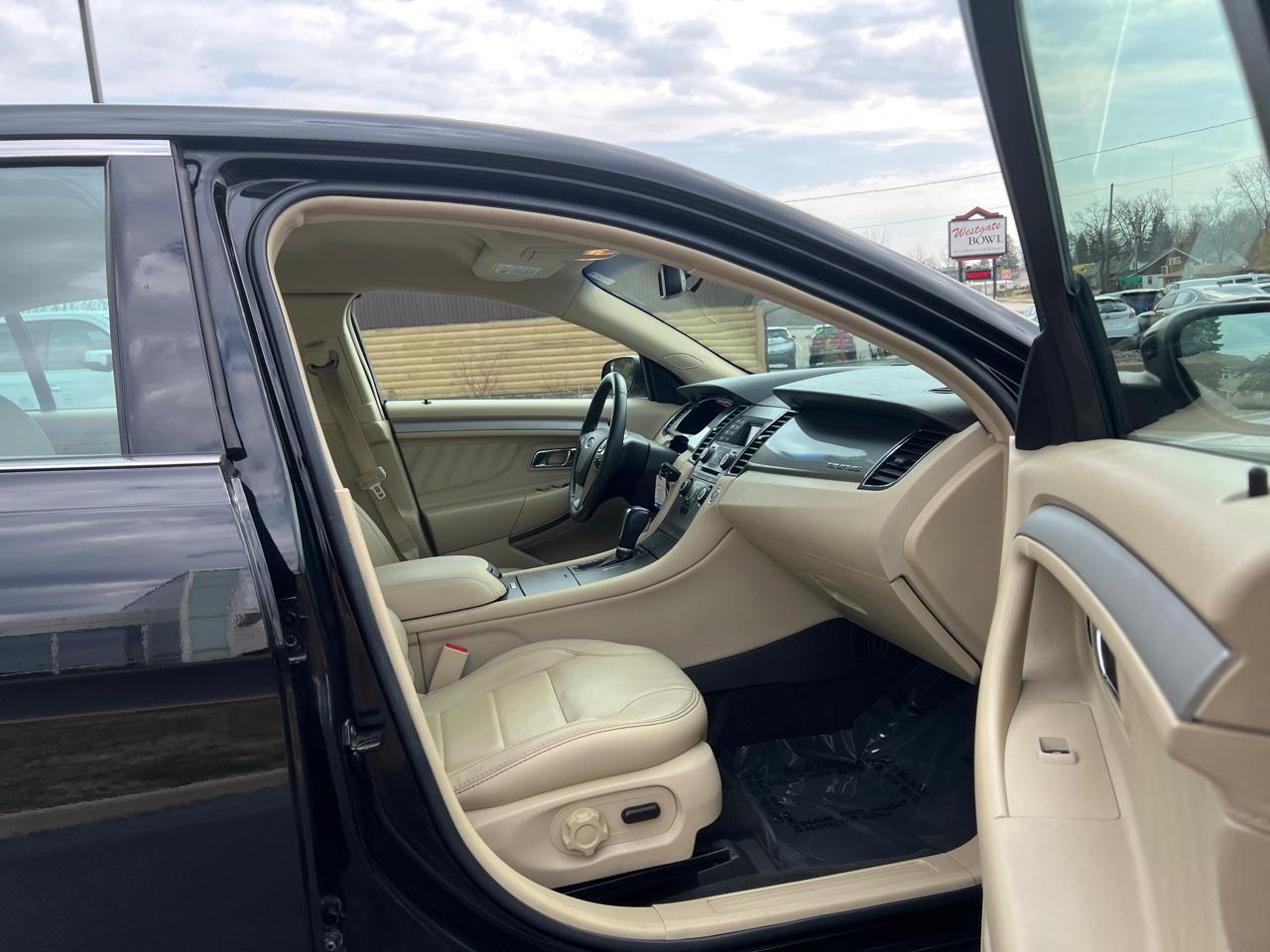 Ford Taurus SEL FWD 2017