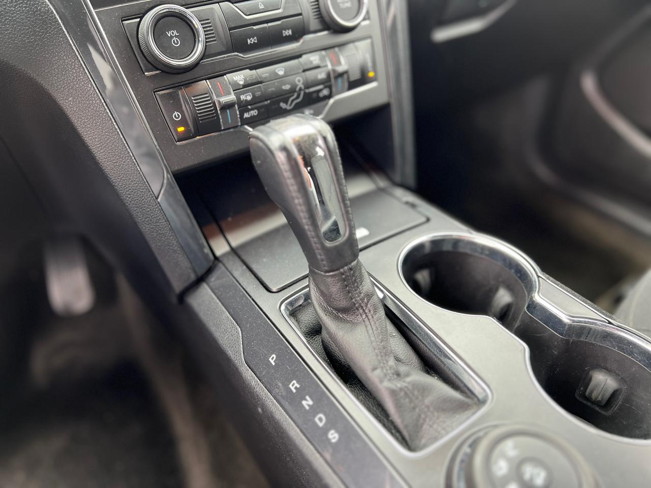 Ford Explorer XLT 4WD 2017