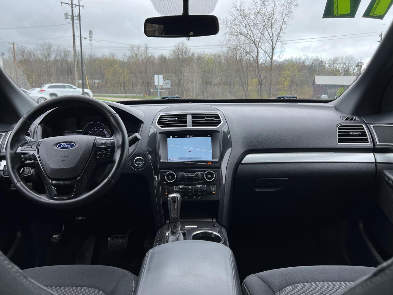 Ford Explorer XLT 4WD 2017