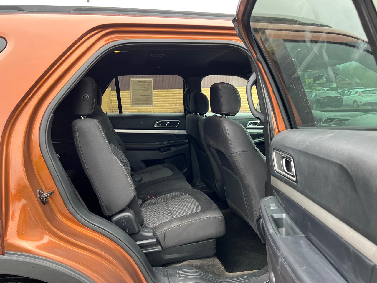 Ford Explorer XLT 4WD 2017