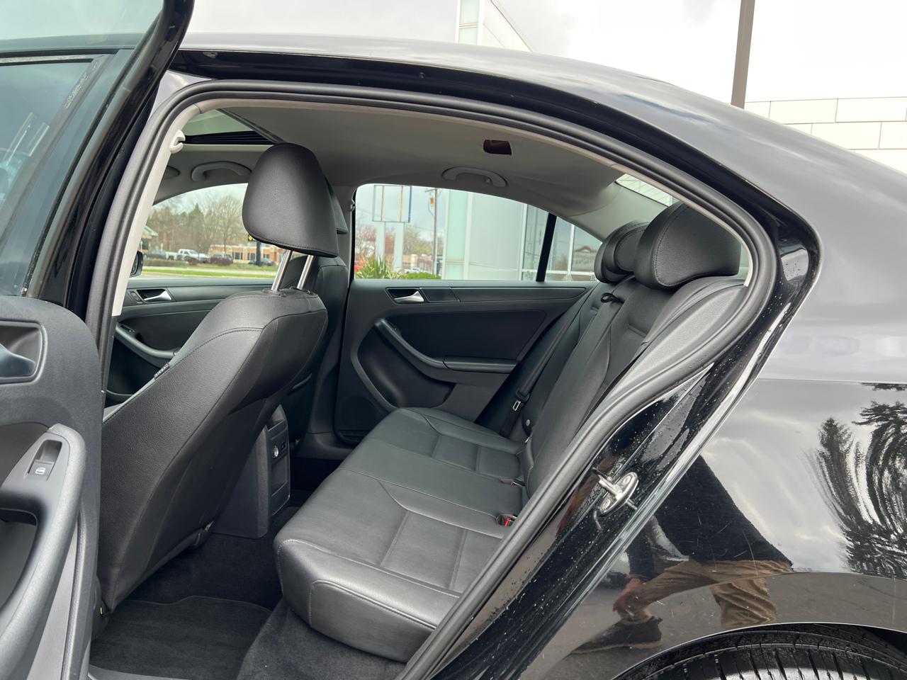 Volkswagen Jetta SE 2012