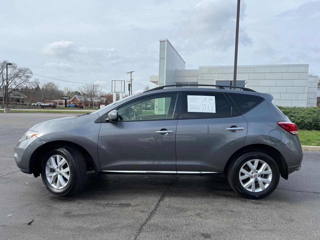 Nissan Murano SV AWD 2013