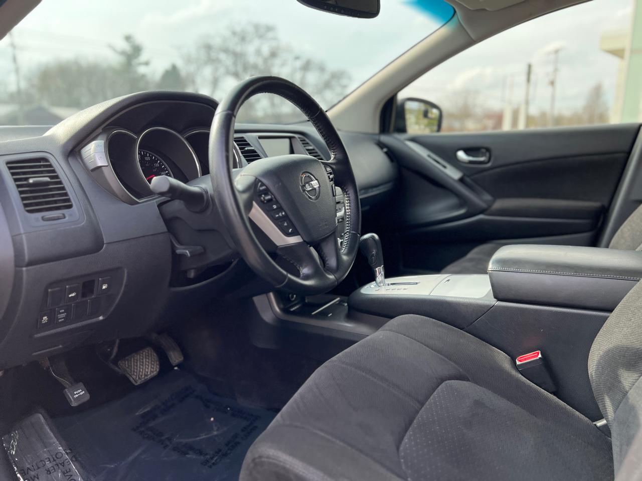 Nissan Murano SV AWD 2013