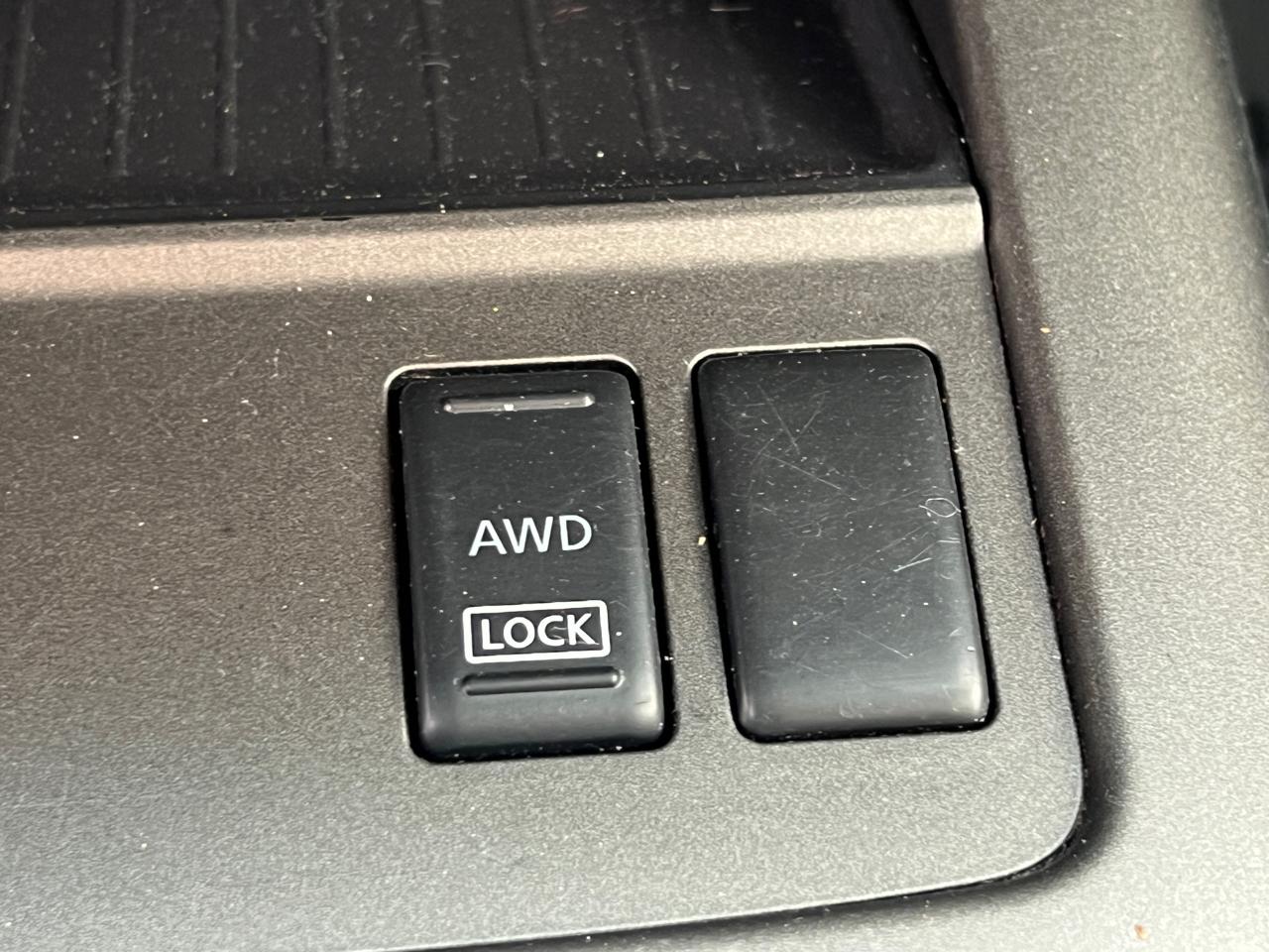 Nissan Murano SV AWD 2013