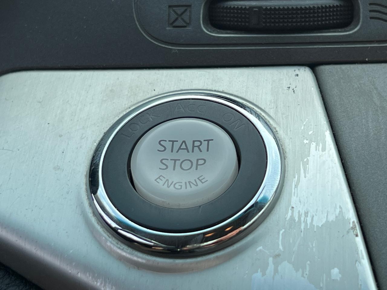 Nissan Murano SV AWD 2013