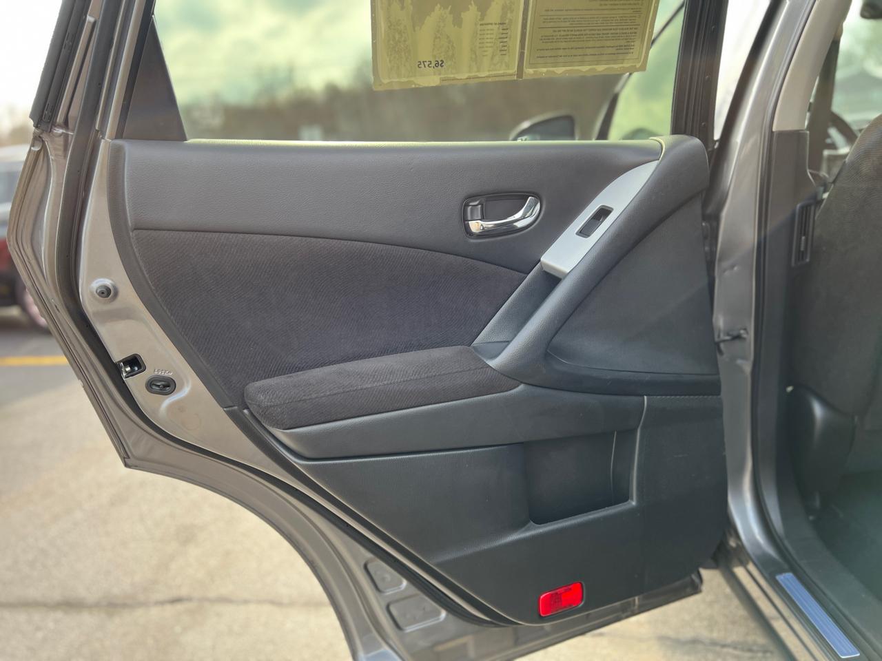 Nissan Murano SV AWD 2013