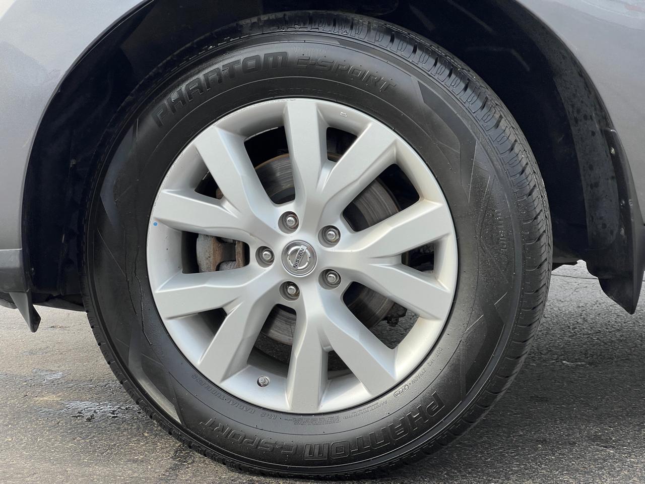 Nissan Murano SV AWD 2013