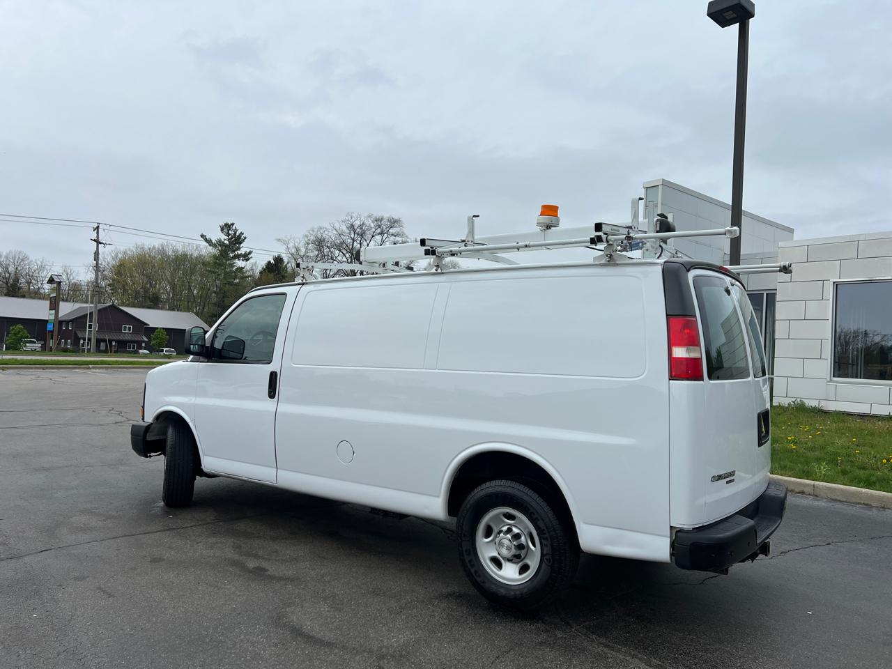 Chevrolet Express 2500 Cargo FFV 2015